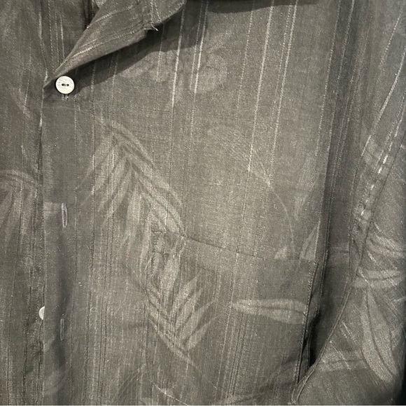 Tall XXL Van Heusen Black Casual Button Down Shirt Vacation |Hawaiian| travel| - Picture 3 of 6